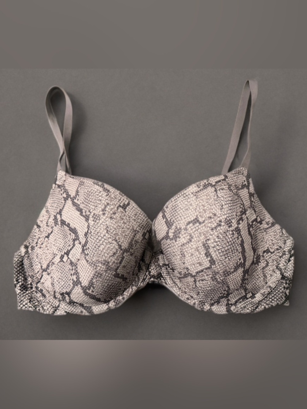 SKIMS Fits Everybody T-Shirt Bra - Snake Print